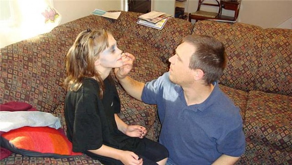 Click image for larger version.&nbsp;

Name:	zombie 7.jpg&nbsp;
Views:	437&nbsp;
Size:	45.5 KB&nbsp;
ID:	24093