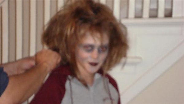 Click image for larger version.&nbsp;

Name:	zombie 15.jpg&nbsp;
Views:	439&nbsp;
Size:	17.4 KB&nbsp;
ID:	24094