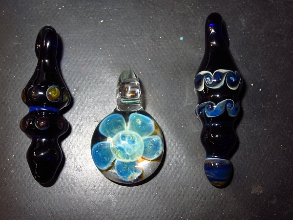 Click image for larger version.&nbsp;

Name:	pendants.jpg&nbsp;
Views:	191&nbsp;
Size:	189.9 KB&nbsp;
ID:	41692
