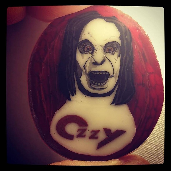 Click image for larger version.&nbsp;

Name:	ozzy.jpg&nbsp;
Views:	276&nbsp;
Size:	64.5 KB&nbsp;
ID:	82146