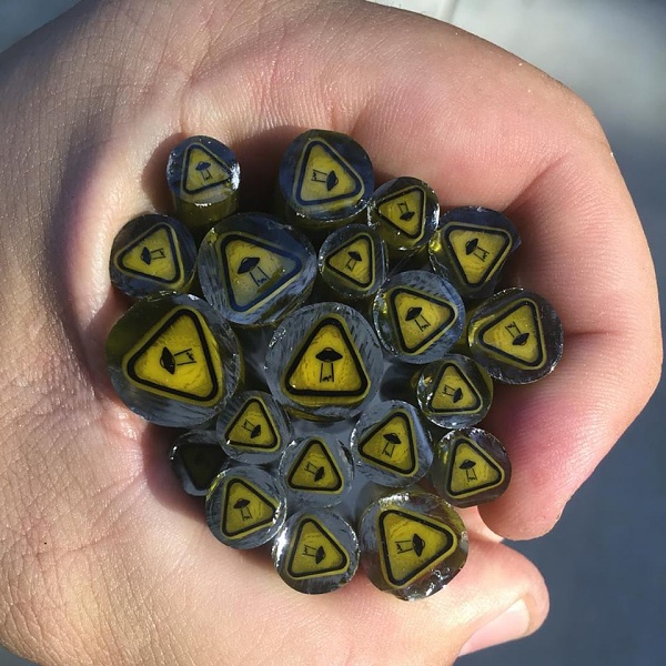 Click image for larger version.&nbsp;

Name:	caution2a.jpg&nbsp;
Views:	470&nbsp;
Size:	128.1 KB&nbsp;
ID:	85514